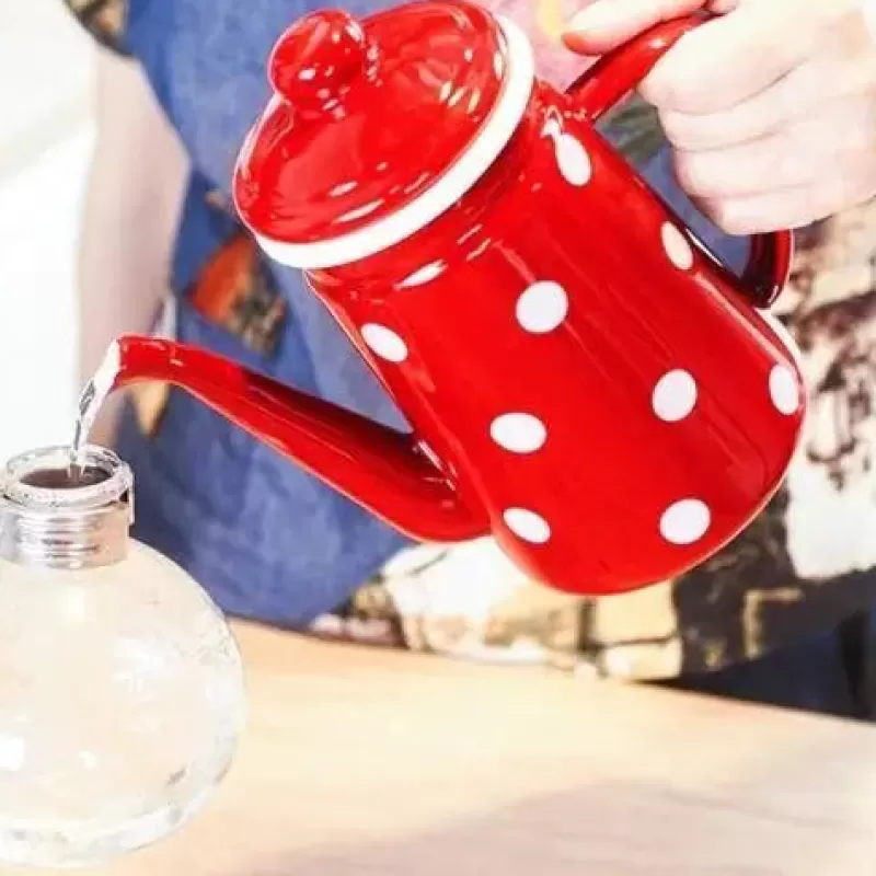 La Théière de Lulu Bouilloire Vintage^Bouilloire vintage rouge à pois